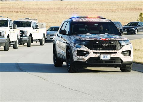 Offutt helps Sarpy County Sheriff’s Office dedicate cruiser honoring