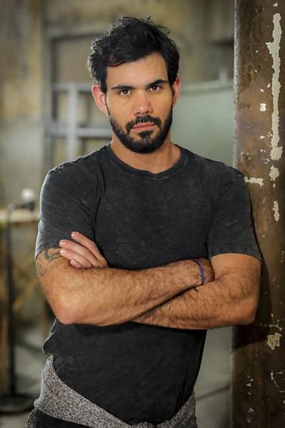 Beijo gay na TV agora só se for de língua ironiza o autor Aguinaldo Silva Histórias de vida