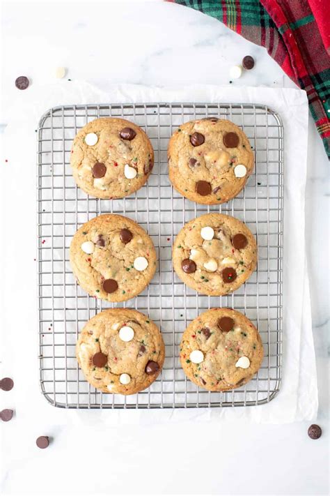 Christmas Chocolate Chip Cookies - Just so Tasty