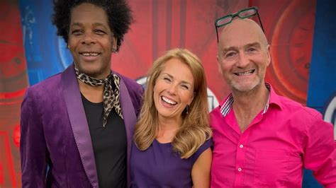 Bargain Hunt fans beg whats your secret?! as Christina Trevanion