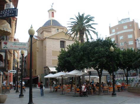 Celebra la Nochevieja 2026 en Murcia: Eventos, Fuegos Artificiales y