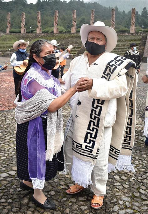 Mujeres Otom Es Preservadoras De Sus Tradiciones Y Ra Ces Grupo Milenio