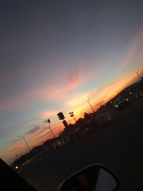 Pemandangan Indah Waktu Subuh - Andira Gambar