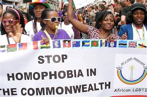 Commonwealth Oltre Firme Per La Petizione Che Chiede La Depenalizzazione Del Sesso Gay