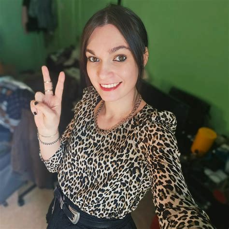 59 days post-vaginoplasty update! 😏 Today my 🐱 hurts a bit, but I've