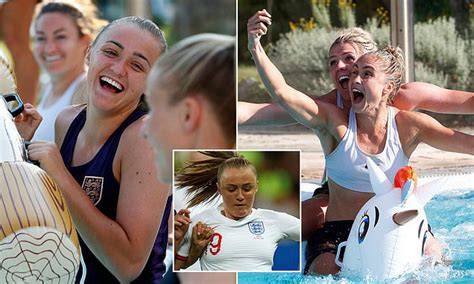 7 Hot Sexy Georgia Stanway Bikini Pics