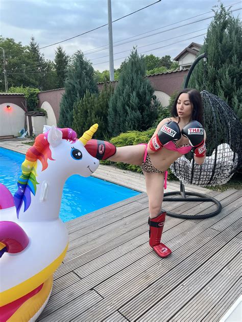 Who Can Beat Me Nudes Workoutgirls NUDE PICS ORG