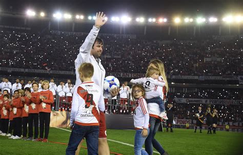 Las mejores fotos de la despedida de Cavenaghi - TyC Sports