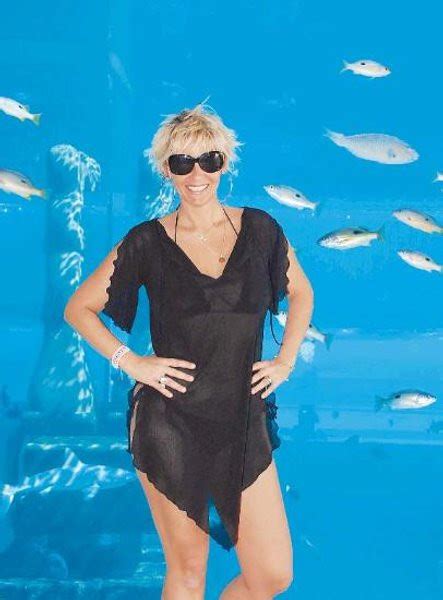 Hot Sexy Ayse Arman Bikini Pics