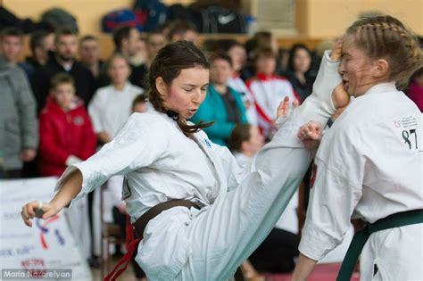 Female Kyokushin Karate Axe Kick To Face By Jalahalabad On Deviantart