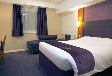 Premier Inn Glasgow Airport Hotel Low Cost Comfortable Rooms