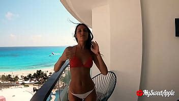 Sexo En El Balc N P Blico Con Un Facial Enorme Despu S De La Playa Xvideos