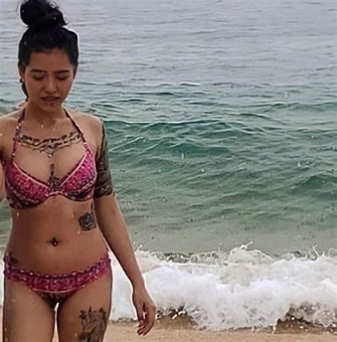 8 Latest Hot Bella Poarch Bikini Pics