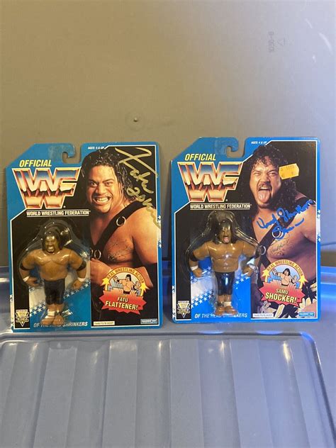 Wwf Hasbro Fatu And Samu Head Shrinkers Auto Tag Team Wrestling