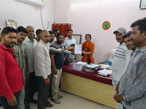 farmers  bager  arnia region reached ashta