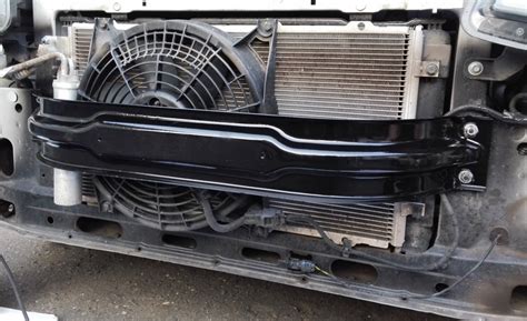 Усилитель бампера и сетка — Lada Калина 2 универсал, 1,6 л, 2015 года ...