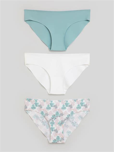 Комплект трусов слипы бесшовная модель Infinity Lingerie 3 шт купить с доставкой по выгодным