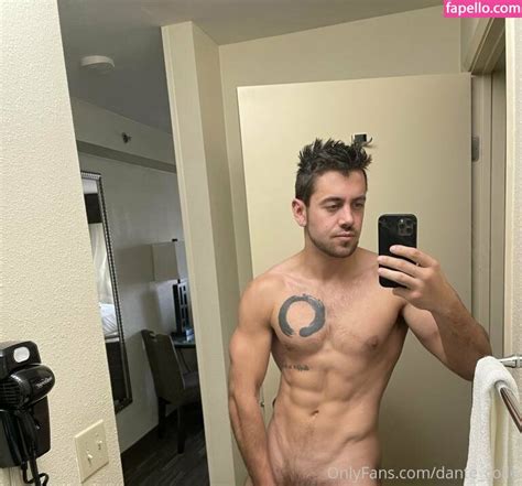 Dante Colle Hippiegq Nude Leaked Onlyfans Photo Fapello