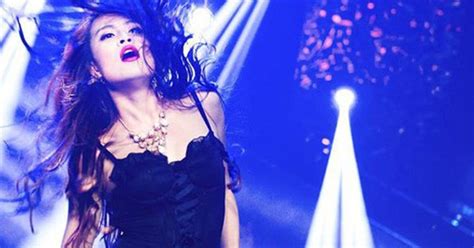 Hoàng Thùy Linh đối đáp thẳng thắn về scandal sex