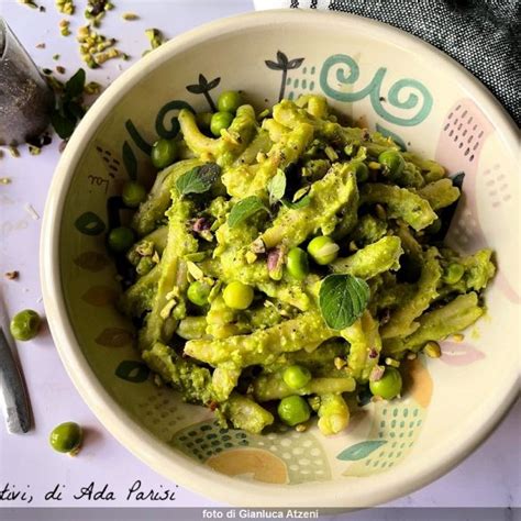 Pasta Al Pesto Di Piselli E Pistacchio Siciliani Creativi In Cucina