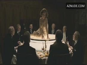 SARKA PETRUZELOVA Nude AZNude