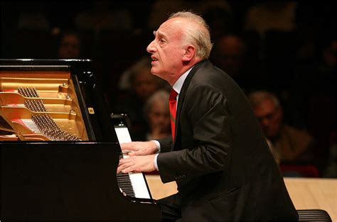 Maurizio Pollini - Music - Review - The New York Times