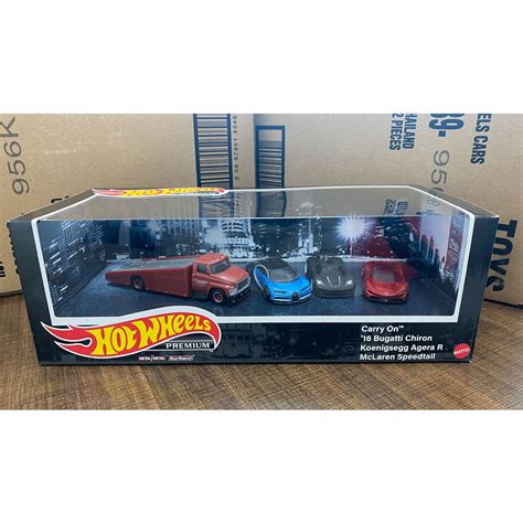 Hot Wheel Premium Garage Carry On Bugatti Chiron Koenigsegg Agera R Mclaren Speedtail