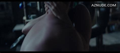 JULIE CHRISTIANSEN Nude AZNude