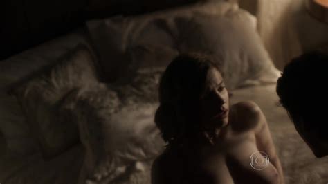 Naked Alice Wegmann in Ligações Perigosas