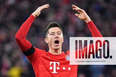 Robert Lewandowski Goal Celebration