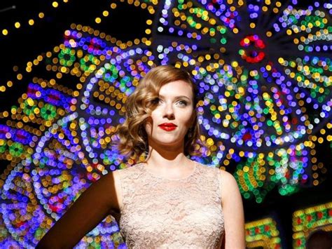 Scarlett Johansson Dons The Nude Look Hindustan Times