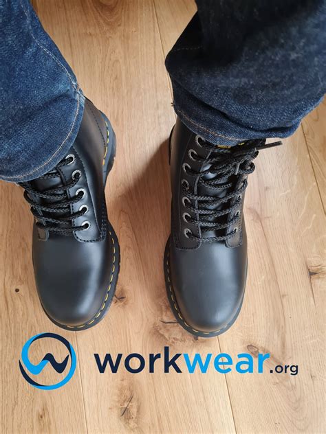 dr martens work boots 10