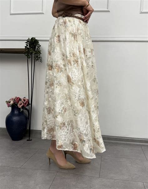 Nude Çiçek Desenli Tasarım Etek