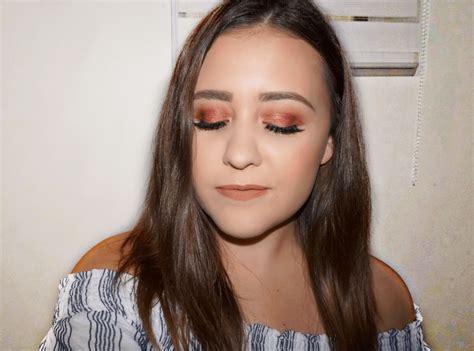 Urban Decay Naked Heat Eyeshadow Review Eline Blaise