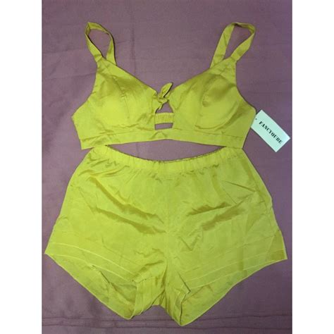 Jual Baju 1 Set Bikini Preloved Thrift Shopee Indonesia