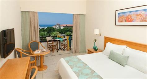 Avanti in Paphos, Cyprus | Holidays from £341pp | loveholidays