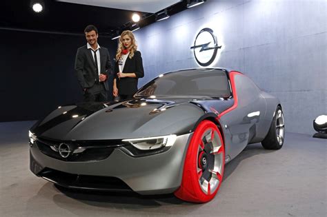 Opel GT Concept 2016 une héritière pour la Tigra Photo 17 L argus