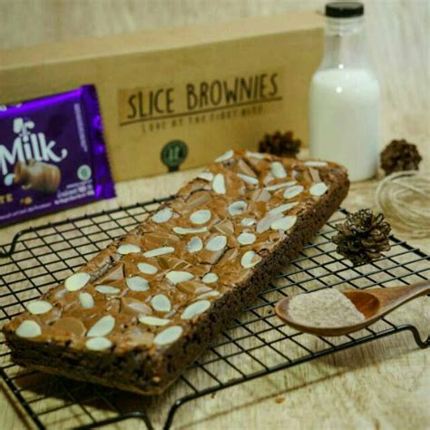 Jual Slice Brownies Whole Of Cadbury Shopee Indonesia