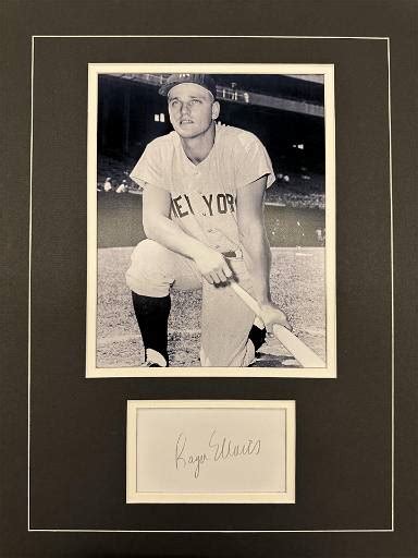 Roger Maris Autographed Display 0058 On Jan 19 2023 Icz Auctions