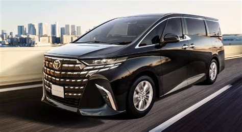 toyota alphard mpv hybrid mewah  jadi salah satu andalannya