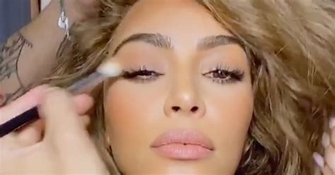 Kim Kardashian Debuts New Honey Blonde Hair Color But Sister Kylie Jenner Says It S A Wig