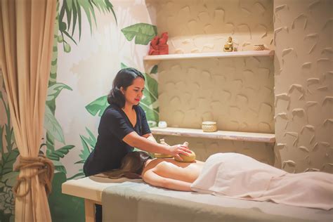 Целебная нирвана | Комплекс OIL-массажа с травяными мешочкамив СПА ...