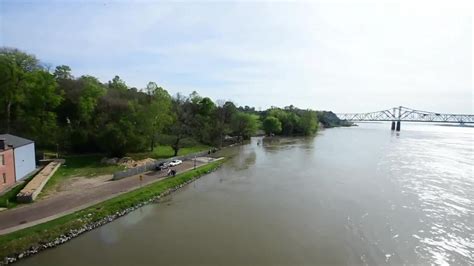 Natchez Under the Hill business deals with Mississippi River flooding