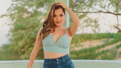 Lesly Águila Instagram Cantante de Corazón serrano enamora con atrevida foto en bikini Cumbia