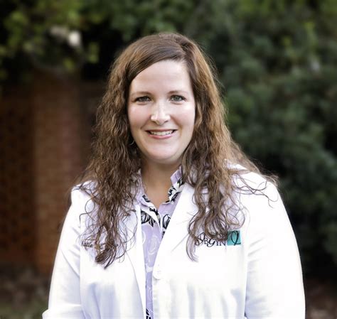 Katie Sells Nurse Practitioner Athens Obgyns Labor And Delivery