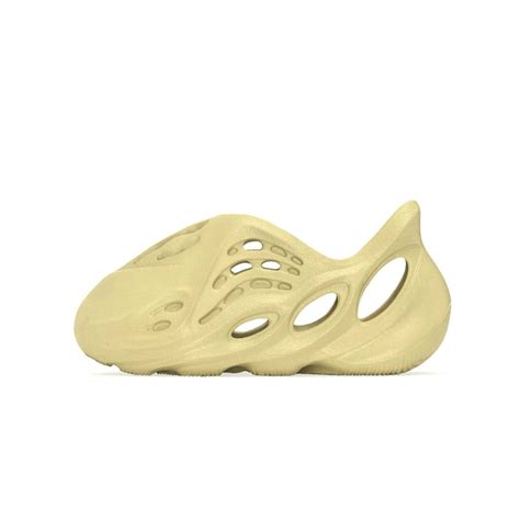 Adidas Yeezy Foam Rnnr Sulfur Infantsadidas Yeezy Foam Rnnr Sulfur