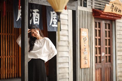 Nữ sinh THPT chuyên Hà Nội Amsterdam siêu hot những ngày qua Là