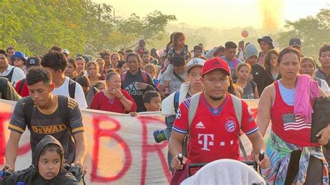 Caravana Migrante Sale De Tapanatepec No Encuentra Respuesta A Demanda