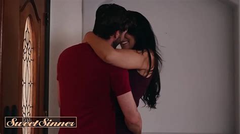 Milf Reagan Foxx With Amazing Big Tits Fucks Lucas Frost Milehigh Xxx Mobile Porno