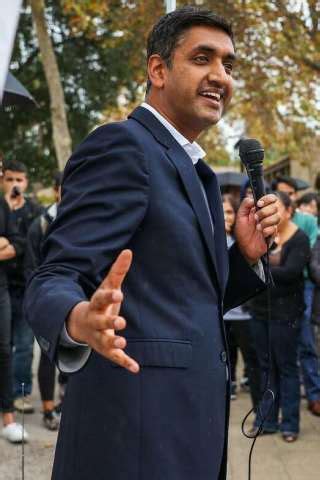 Mark Zuckerberg Height, Weight, Shoe Size